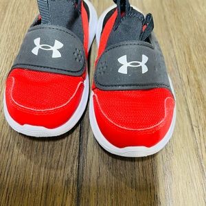 Underarmour sneakers size 10 for toddler boy